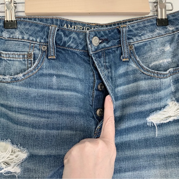 AEO Distressed Denim Mini Skirt - Picture 3 of 6